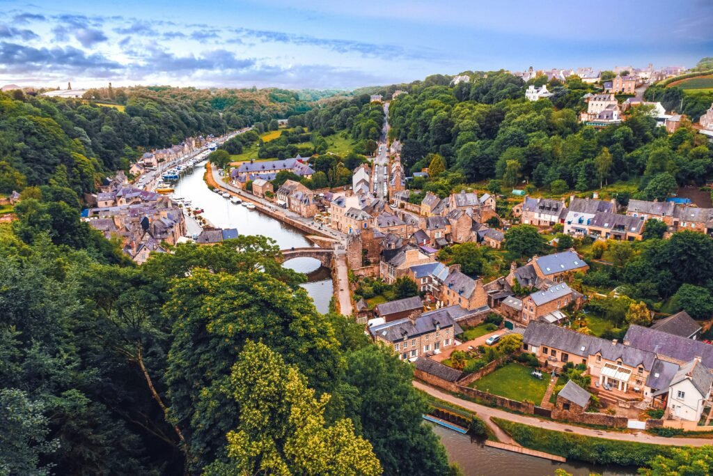 Dinan, joya medieval en la Bretaña francesa