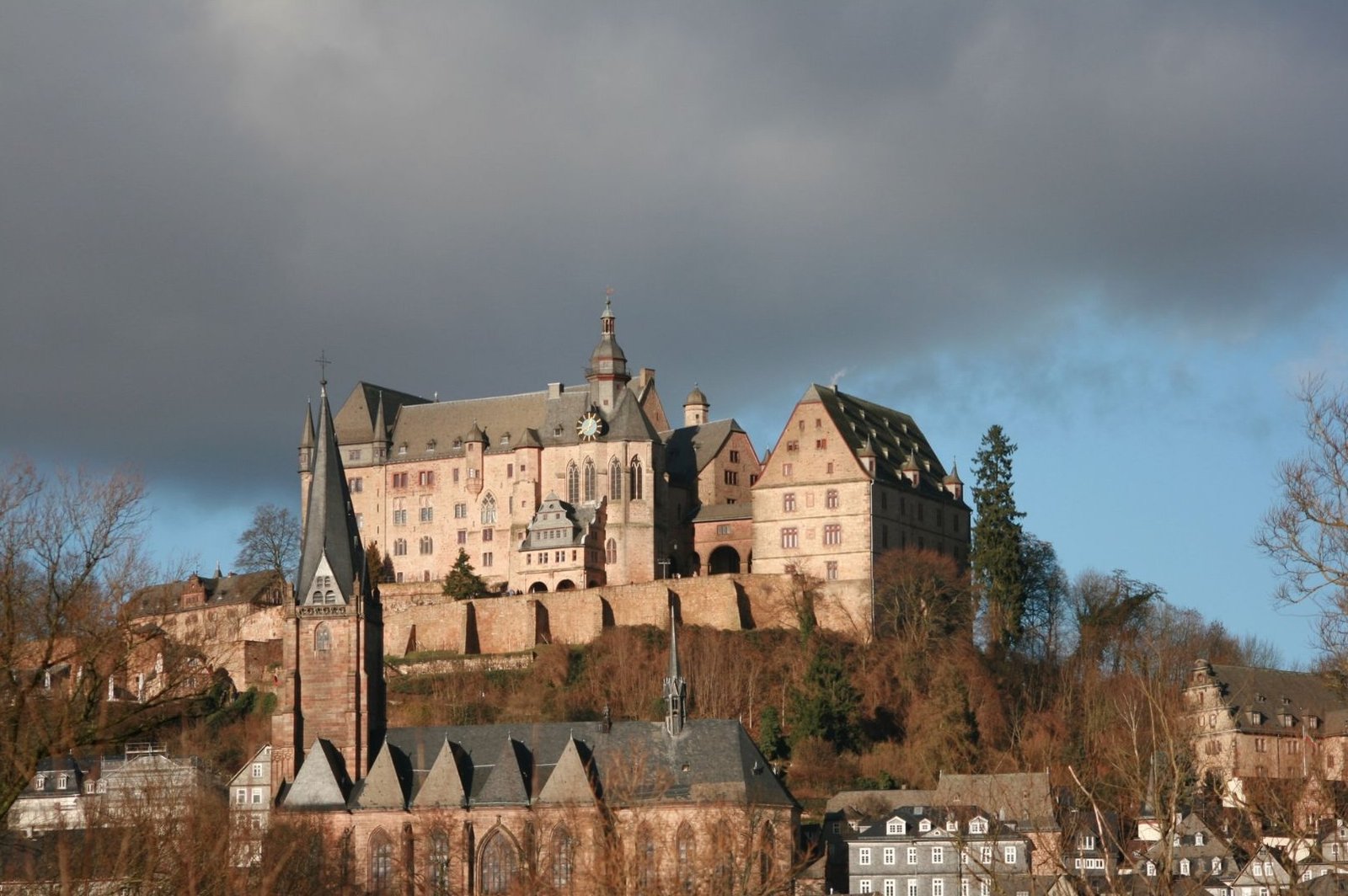 Maburgo, ciudad donde estudiaron los hermanos Grimm