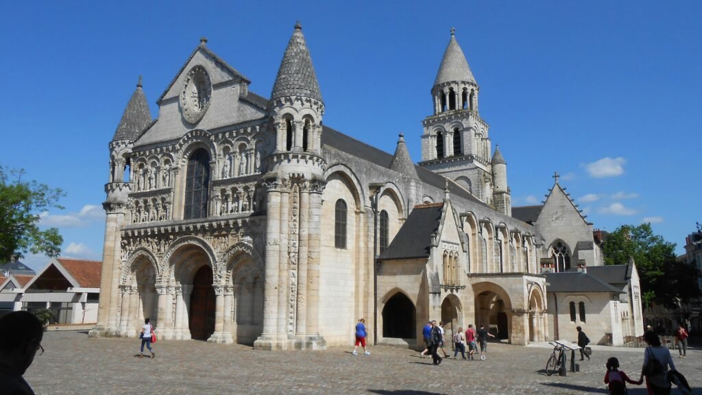 Iglesia de Notre Damme de Poitiers