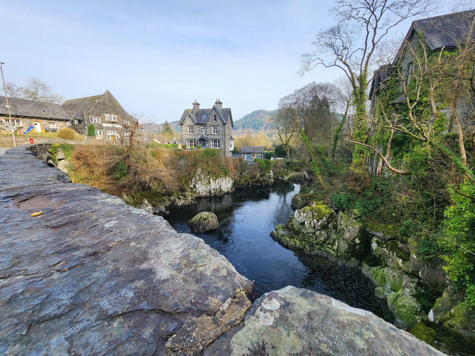 Betws-y-Coed, situado dentro del Parque Nacional de Snowdonia en Gales