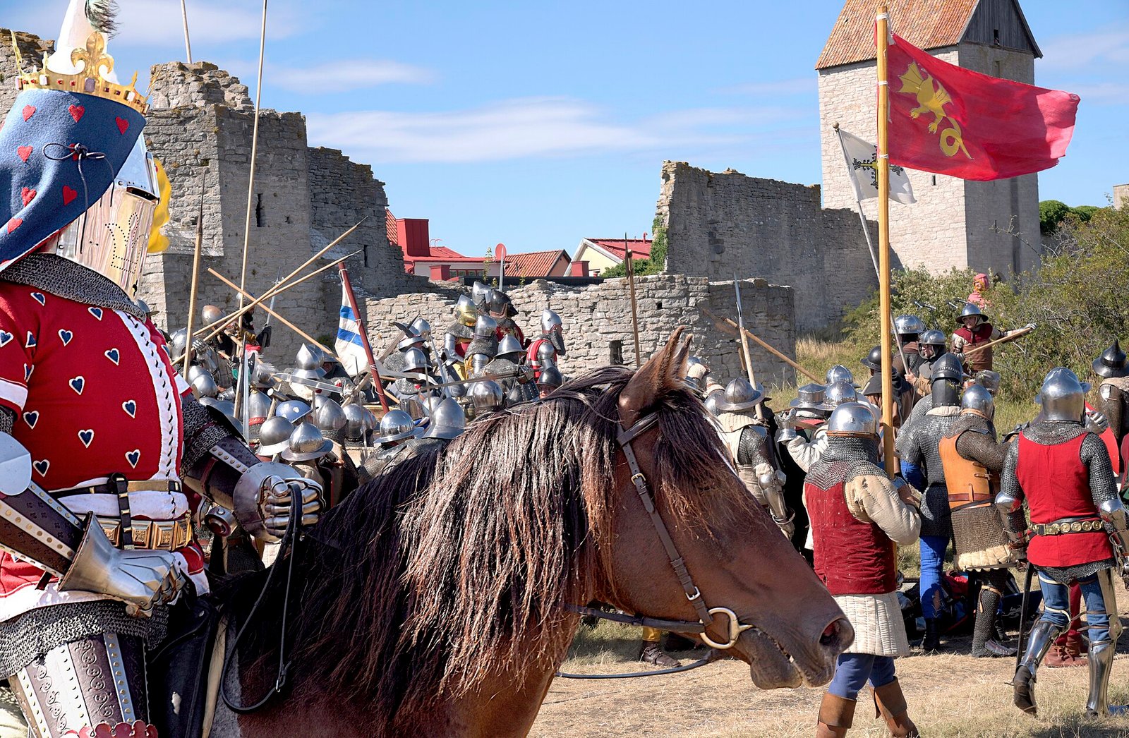 Recreación de la batalla de Visby de 1361 durante la Semana Medieval de Gotland