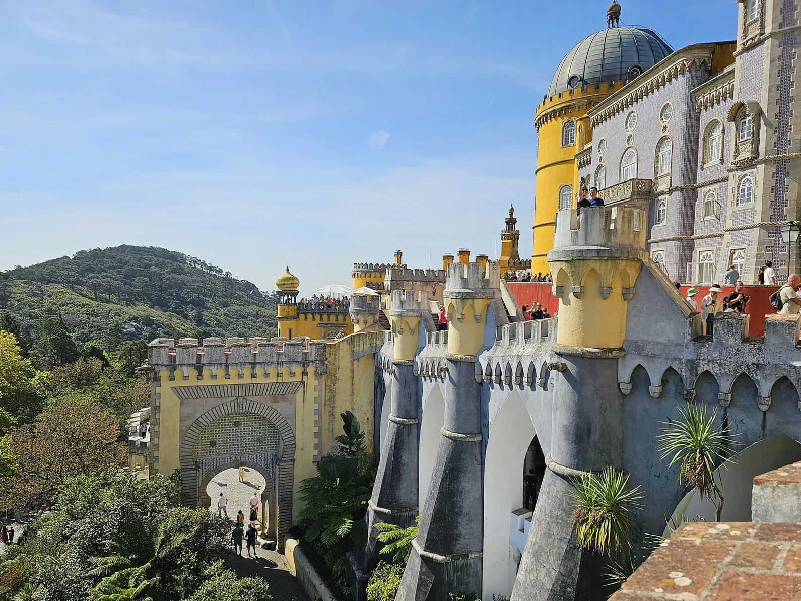 Puerta monumental, Palacio da Pena